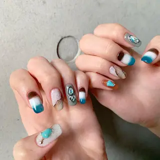 パーマ ヘアアレンジ ネイル マツエク・マツパ M. Shihoのネイルデザイン