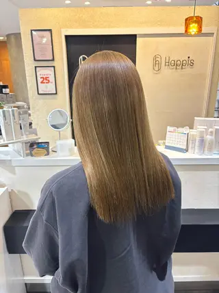 ミディアム 藤原 梨夢のヘアスタイル
