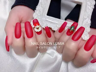 ネイル ネイルサロン ルミア Lumia 店長施術のネイルデザイン