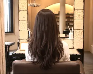 ロング カラー I's NY /YURIのヘアスタイル