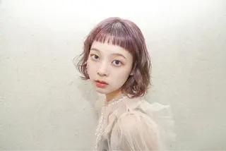 ショート カラー 角戸 りおのヘアスタイル