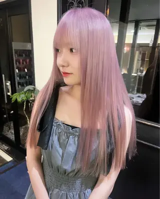ロング カラー もも なのヘアスタイル