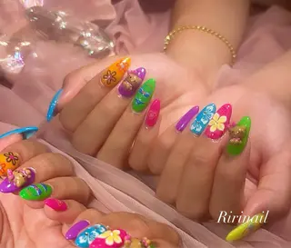 ネイル 𝐁𝐞𝐥𝐥 𝐦𝐞のネイルデザイン