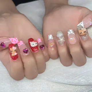ネイル VIERU YURIのネイルデザイン