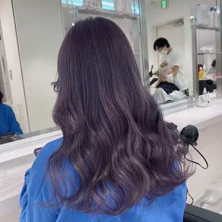 ロング カラー ラベンダー💜 グレージュ🩶のヘアスタイル