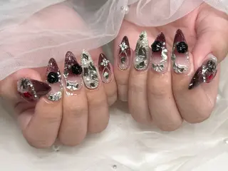 ネイル Roi〈ロワ〉 Minakoのネイルデザイン
