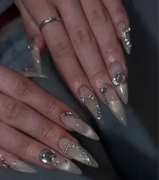 ネイル Mimi Nail_Royalのネイルデザイン