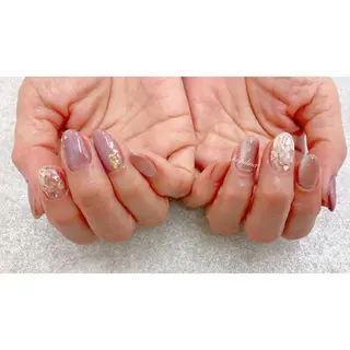 ミディアム kapilina salonの眉毛・アイブロウイメージ