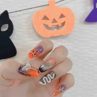 ネイル MoonNail ユリ🌸のネイルデザイン