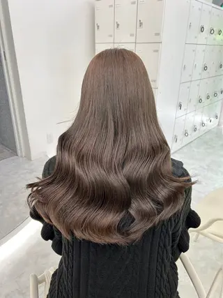 セミロング カラー ヘアアレンジ 🪞official FRUITS渋谷🩰のヘアスタイル