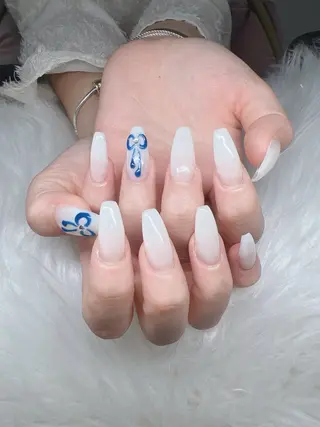ネイル Lee Nails チップ長さだし専門店のネイルデザイン