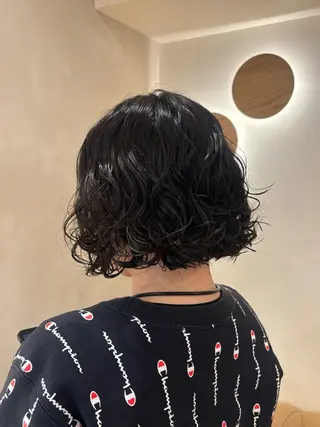 ミディアム パーマ シンバヒナノ/パーマ レイヤー/髪質改善のヘアスタイル