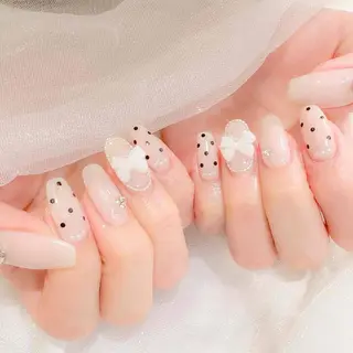 ネイル Lutena🖤 Katoのネイルデザイン