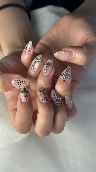 ネイル うにゃねいる🌷 Mayaのネイルデザイン