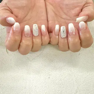 ネイル akari原宿 プライベートサロンのネイルデザイン