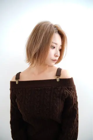 ミディアム 髪質改善縮毛矯正 美容師✂️山崎竜二のヘアスタイル