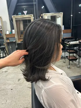ミディアム loe 🦋mamiya🦋のヘアスタイル
