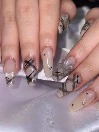 ネイル EmaNail 肥後橋店🤍YURIのネイルデザイン