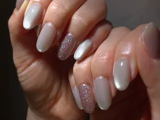 ネイル Rika🌼 シンプル•マグネットのネイルデザイン