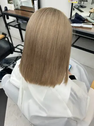 ミディアム himari💜 酸性ストレートのヘアスタイル