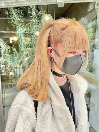 カラー 🎀ボブ＋ハイトーン シュカ👶🏻のヘアスタイル
