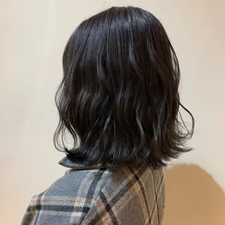 ミディアム カラー 齊藤 衣梨佳のヘアスタイル