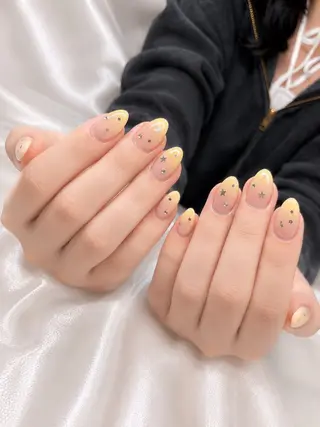 ネイル 王 洁のネイルデザイン