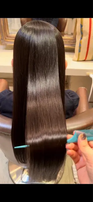小山 奈津のヘアスタイル