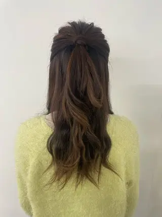 ヘアアレンジ 🍨デザインカラー /ブリーチ🐇みさきのヘアスタイル