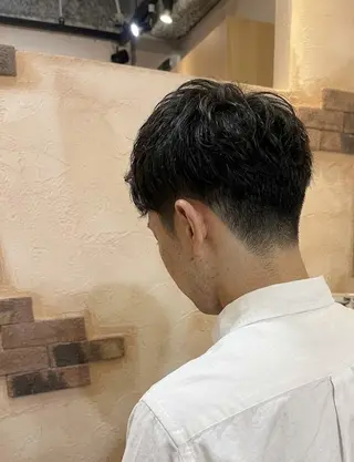 ミディアム パーマ flencia 丸 和博|カットのヘアスタイル