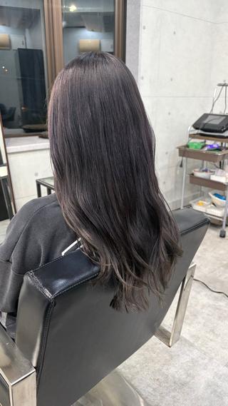 セミロング REVE 美容室のヘアスタイル