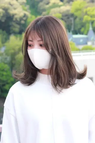 ミディアム カラー Viage （ビアージュ）のヘアスタイル