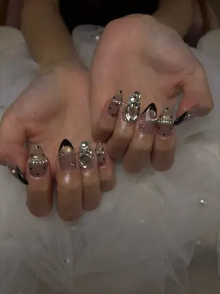 ネイル 𝐁𝐞𝐥𝐥 𝐦𝐞のネイルデザイン