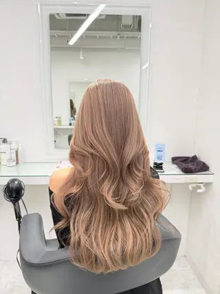 ロング カラー ❄最強かわいいカラー ❄️MINA❄️のヘアスタイル