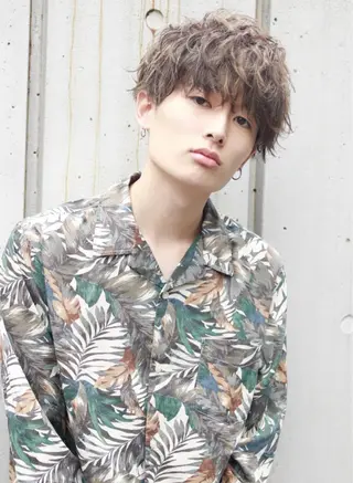 ミディアム カラー パーマ ヘアアレンジ メンズ メンズ特化美容師 aiの眉毛・アイブロウイメージ