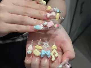 ネイル Eli Muse 新宿ネイルのネイルデザイン