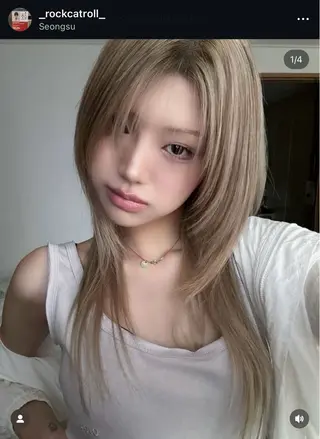 セミロング カラー 名古屋ダブルカラー DEAN石川理子のヘアスタイル