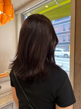 ミディアム NICCOLO室見 Erinaのヘアスタイル