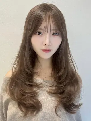 カラー 夏のトレンドヘア🤍 BABY上野のヘアスタイル