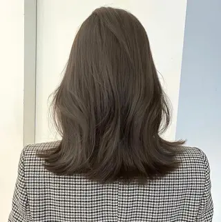 ミディアム カラー 透明感style 🌿 ASUKAのヘアスタイル