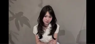 ロング 真下 瑞歩のヘアスタイル