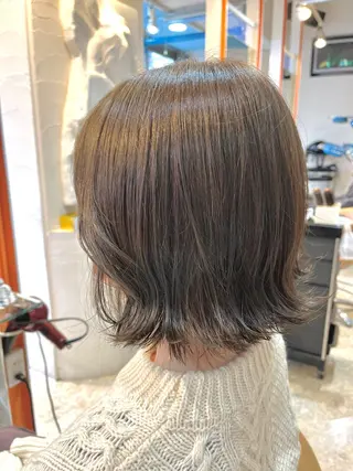 ミディアム カラー うしだ かおるのヘアスタイル