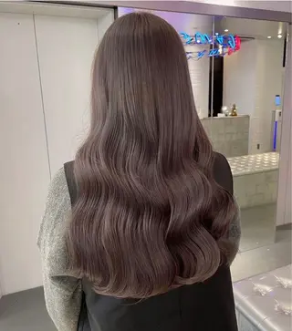 セミロング 透明感ブリーチ ハイトーンウエダのヘアスタイル