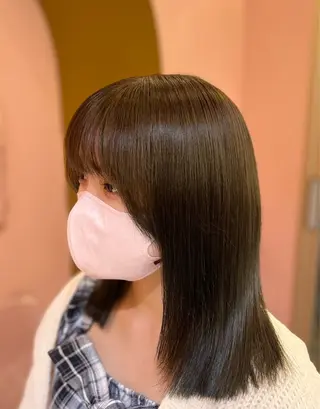 カラー amane໒꒱うる艶 ブリーチ透明感カラーのヘアスタイル