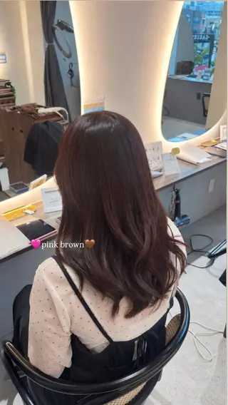 セミロング カラー 🍒みしろ ほたる🍒のヘアスタイル