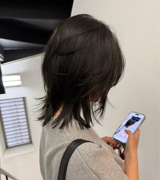 ミディアム カラー yiye はなのヘアスタイル