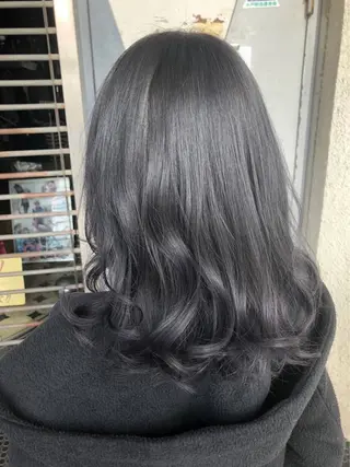 カラー ライブトレア YOSHIKIのヘアスタイル
