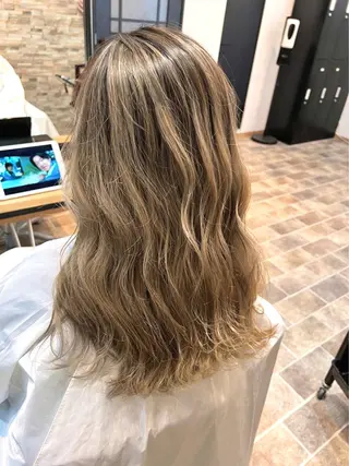 ロング カラー ヘアカラー&縮毛矯正 STAR☆RIVERのヘアスタイル