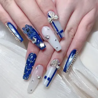 ネイル M🌷nail 長さだし専門店のネイルデザイン