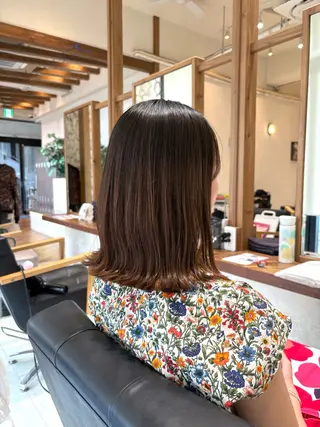 ミディアム 山口 南のヘアスタイル